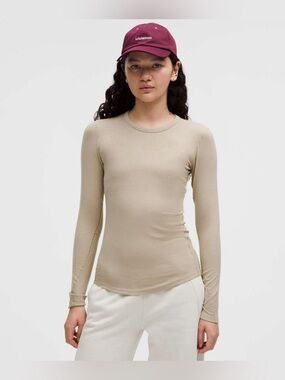 Lululemon Hold Tight Long Sleeve Shirt size 8 Sheer Oak SHOK